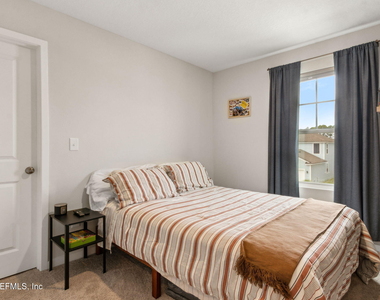 14753 Cashew Avenue - Photo Thumbnail 20