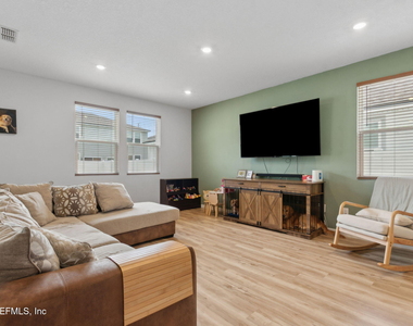 14753 Cashew Avenue - Photo Thumbnail 2