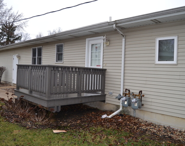 208 Nebraska Street - Photo Thumbnail 13