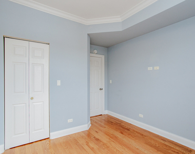 6150 N Ravenswood Avenue - Photo Thumbnail 10