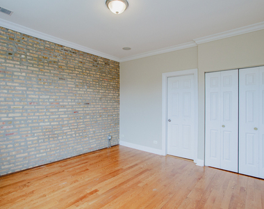 6150 N Ravenswood Avenue - Photo Thumbnail 11