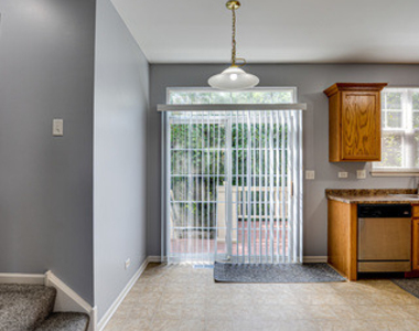 3355 Kentshire Circle - Photo Thumbnail 11