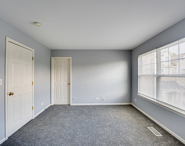 3355 Kentshire Circle - Photo Thumbnail 12