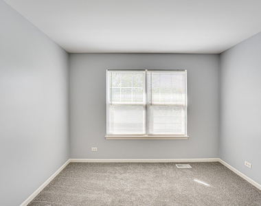 3355 Kentshire Circle - Photo Thumbnail 16