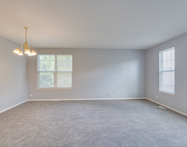 3355 Kentshire Circle - Photo Thumbnail 5