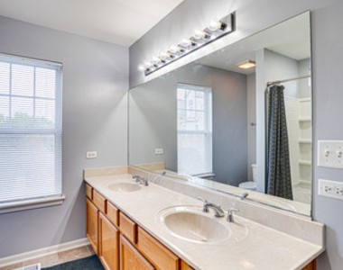 3355 Kentshire Circle - Photo Thumbnail 13