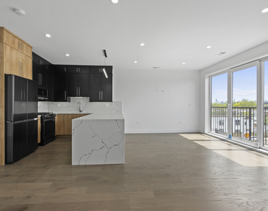 3008 W Belmont Avenue - Photo Thumbnail 3