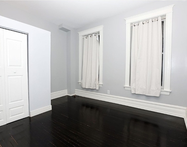 5427 S Blackstone Avenue - Photo Thumbnail 15