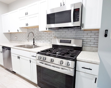 5427 S Blackstone Avenue - Photo Thumbnail 29