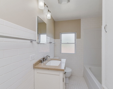 716 Walnut Street - Photo Thumbnail 3