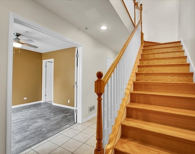 8900 31st Street - Photo Thumbnail 1