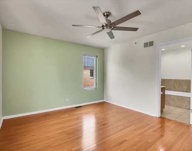 8900 31st Street - Photo Thumbnail 14
