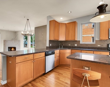 8900 31st Street - Photo Thumbnail 10
