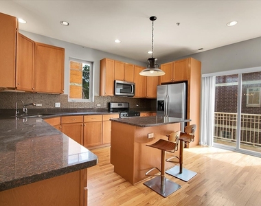 8900 31st Street - Photo Thumbnail 9