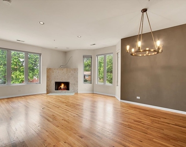 8900 31st Street - Photo Thumbnail 5
