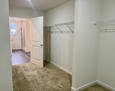 721 Dropseed Lane - Photo Thumbnail 14