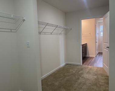 721 Dropseed Lane - Photo Thumbnail 15