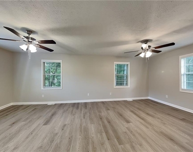 6161 Longwood - Photo Thumbnail 4
