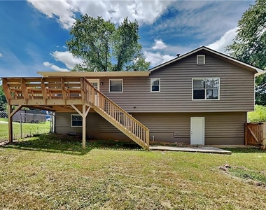 1775 Cumberland Trace - Photo Thumbnail 16