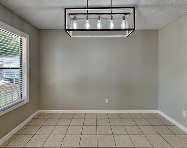 1775 Cumberland Trace - Photo Thumbnail 6