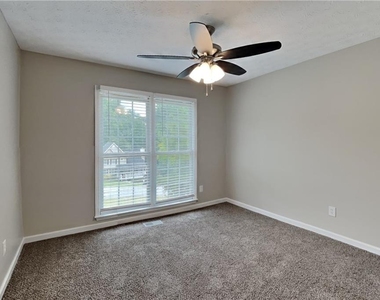 170 Sterling Drive - Photo Thumbnail 10