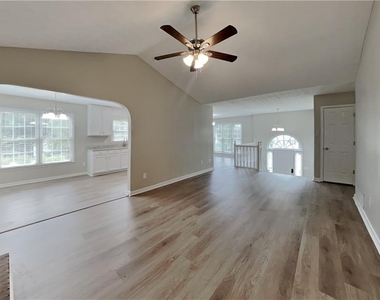 170 Sterling Drive - Photo Thumbnail 1