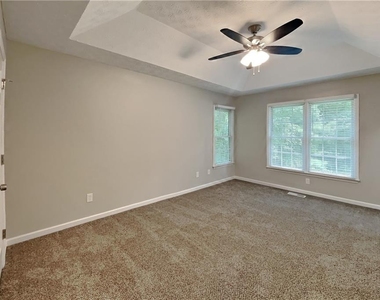 170 Sterling Drive - Photo Thumbnail 22