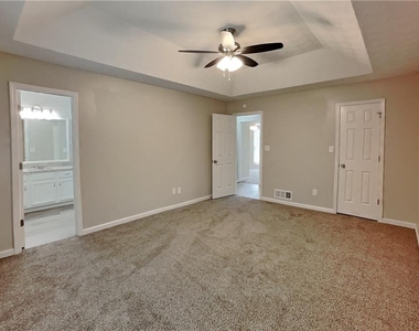 170 Sterling Drive - Photo Thumbnail 23