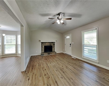39 Fawn Trail - Photo Thumbnail 2