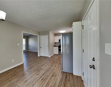 39 Fawn Trail - Photo Thumbnail 5