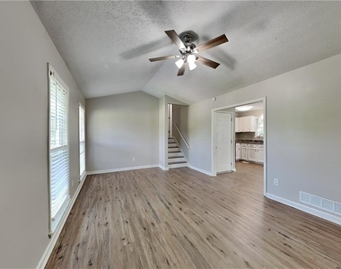 39 Fawn Trail - Photo Thumbnail 1