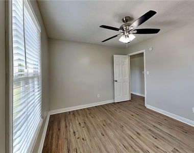 39 Fawn Trail - Photo Thumbnail 13