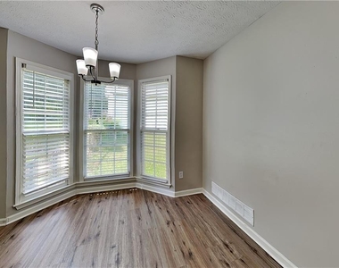 39 Fawn Trail - Photo Thumbnail 22