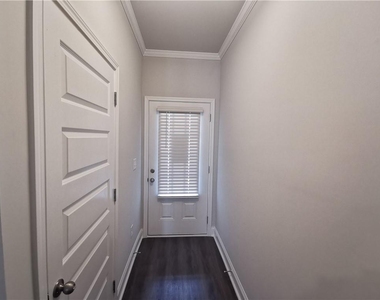 3855 Brookburn Park - Photo Thumbnail 1