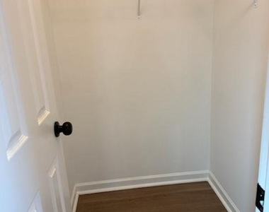 920 Charles Hall Drive - Photo Thumbnail 9