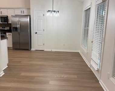 920 Charles Hall Drive - Photo Thumbnail 28