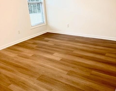 920 Charles Hall Drive - Photo Thumbnail 20