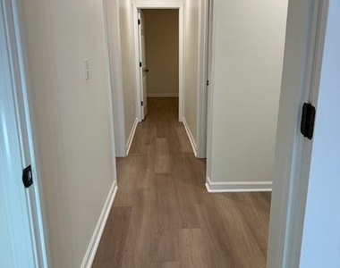 920 Charles Hall Drive - Photo Thumbnail 14