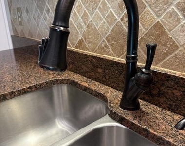 920 Charles Hall Drive - Photo Thumbnail 32