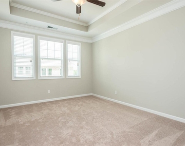 503 Headwind Way - Photo Thumbnail 17