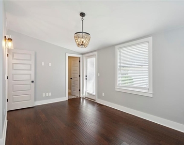 3258 Highland Drive Se - Photo Thumbnail 27
