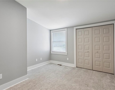 3258 Highland Drive Se - Photo Thumbnail 33