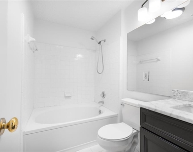 232 Bentley Place - Photo Thumbnail 9
