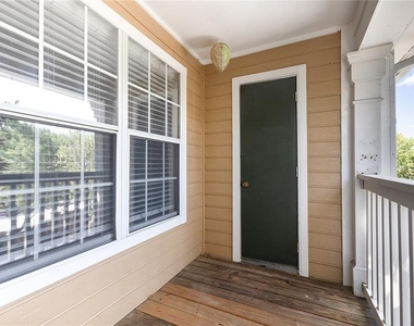 232 Bentley Place - Photo Thumbnail 11