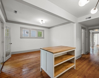 1405 Greenleaf Street - Photo Thumbnail 8