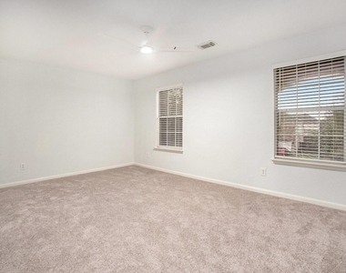 3811 Misty Falls Lane - Photo Thumbnail 20