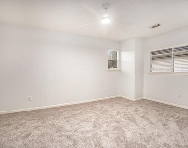 3811 Misty Falls Lane - Photo Thumbnail 13