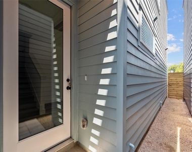 4612 Crown Grove Lane - Photo Thumbnail 5