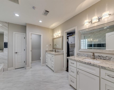 331 W 30th Street - Photo Thumbnail 19