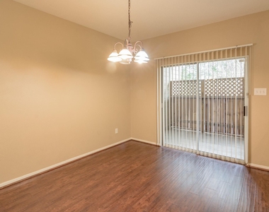 57 Scarlet Woods Court - Photo Thumbnail 7